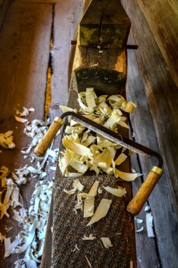 Cooper 'ın işyeri. Fıçı ve işbirliği yapmak için geri dönüş araçları.