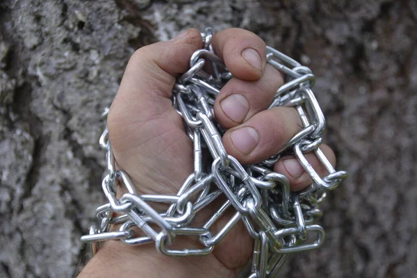 Mão Está Acorrentada Conceito Luta Pelos Direitos Humanos Tráfico Humano — Fotografia de Stock