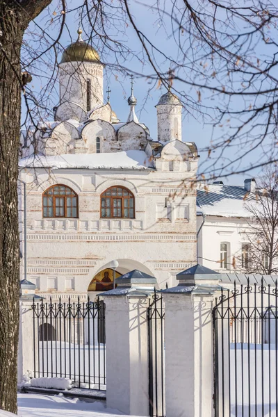 Россия, Суздаль, Покровский монастырь — стоковое фото