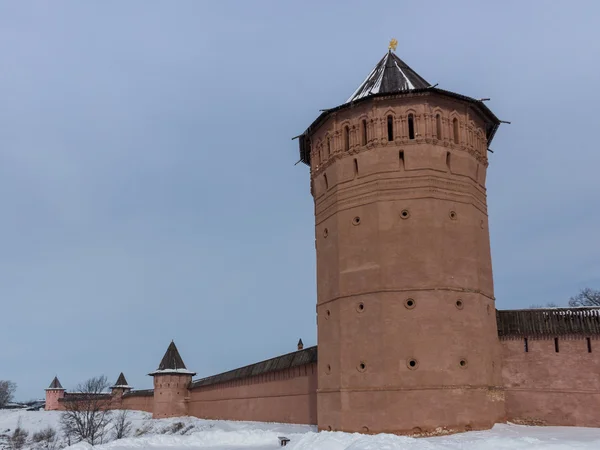 Rusland, Soezdal, muur van het klooster van de Heilige euthymius — Stockfoto