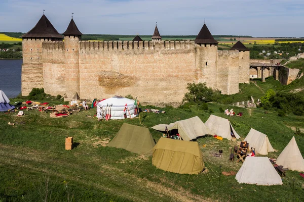 Batı Ukrayna, khotin, Ortaçağ Kalesi