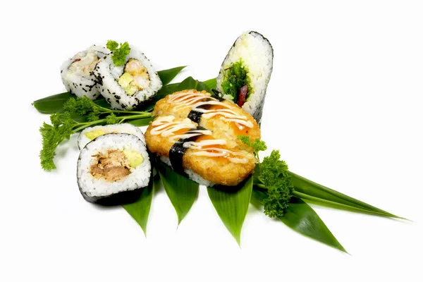 Sushi op bamboe blad. Stockfoto
