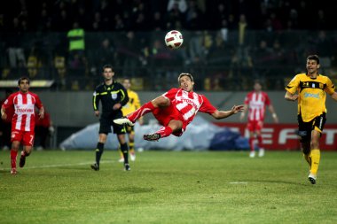 aris FC ve olympiakos FC futbol maçı.