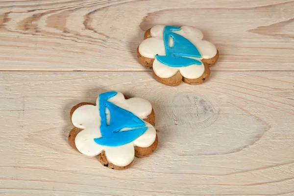 Galletas dulces con una decoración de barco azul — Foto de Stock