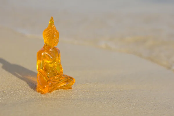 Buddha på en strand — Stockfoto