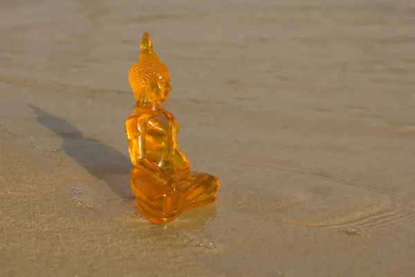 Buddha am Strand — Stockfoto