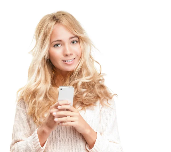 Mujer bonita joven con teléfono moderno en blanco . — Foto de Stock