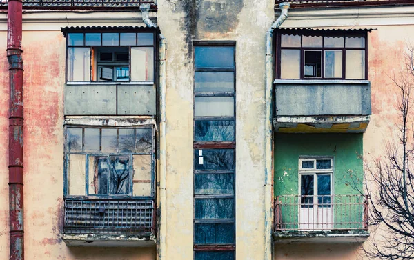 Beyaz Rusya Cumhuriyeti Ndeki Eski Yıpranmış Sovyet Binası — Stok fotoğraf