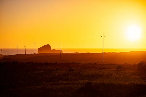 Energiahálózati Vezetékek Big Sur Partjainál Kaliforniában Amerikai Egyesült Államokban Stock Fotó