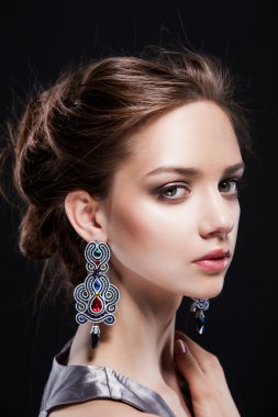 güzel bir kadınla akşam makyaj