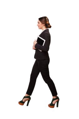 tablet bilgisayar holding iş kadını