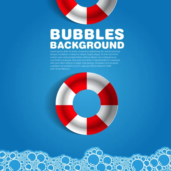Мильна бульбашкова ванна синього кольору на фоні з рятувальним колесом — стокове фото
