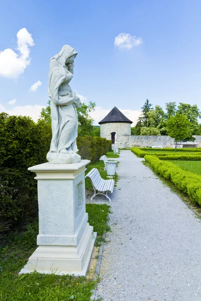 Burgfräulein, Frauenstatue — Stockfoto