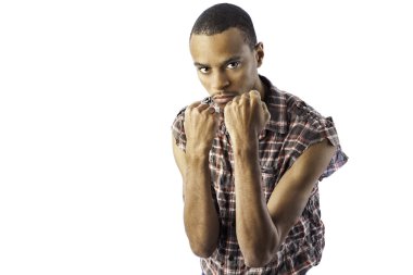 genç siyah erkek poz mücadele