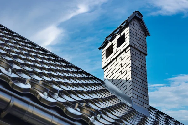 Brick Fireplace Chimney Roof Clouds Blue Sky — Foto de Stock