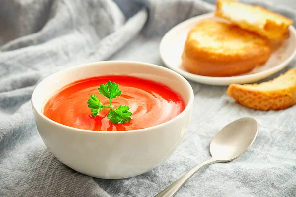 Close Bowl Tomato Soup Toasted Bread — Stock Photo, Image