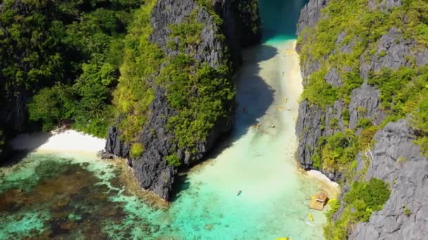 Kayak Middle Big Lagoon Nido Philippines Perfect Leisure Travel Paradise — Stock Video