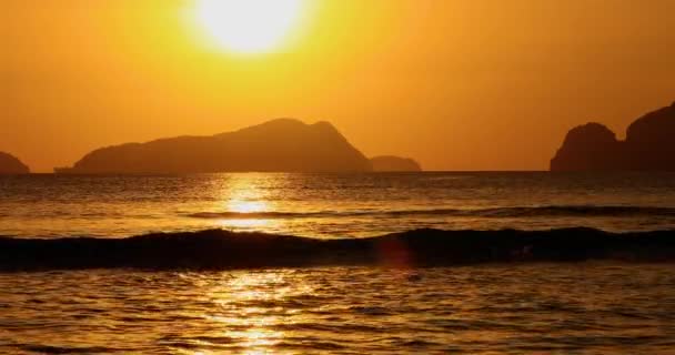 Pôr Sol Sobre Mar Nido Nas Filipinas Paisagem Paraíso Com — Vídeo de Stock