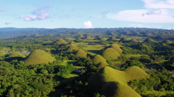 Vista Aérea Com Drone Sobre Chocolate Hills Bohol Nas Filipinas — Vídeo de Stock