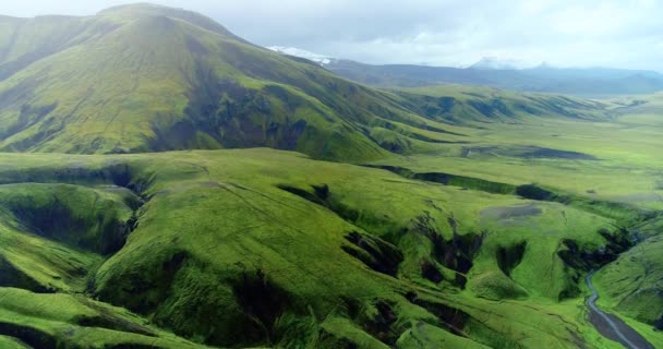 High Green Hill Overlooking Verdant Valley Small Creeks High Green — Stok Video