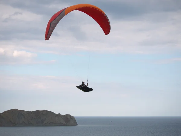 paraplane gökyüzünde