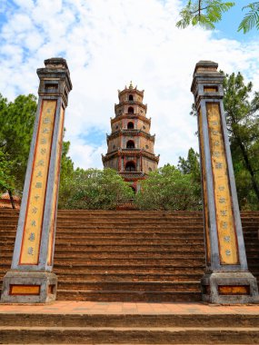 Pagoda içinde hue