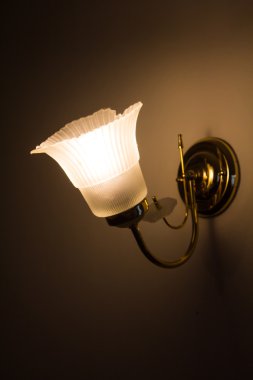 Duvar lambası