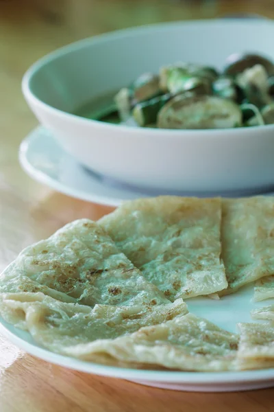 Grön curry med roti — Stockfoto