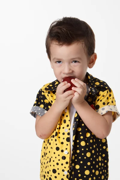 Niño y manzana — Foto de Stock