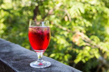 kırmızı içecekler.