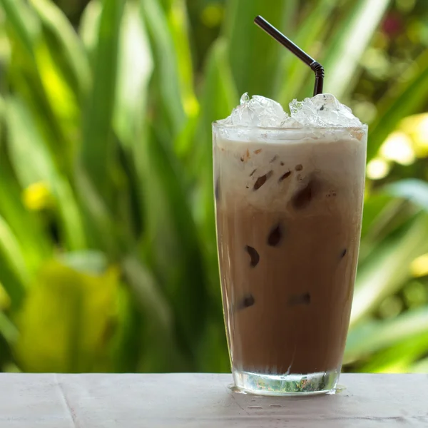 Iced coffee with milk — Stock Photo, Image