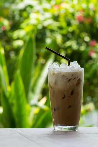 Iced coffee with milk — Stock Photo, Image