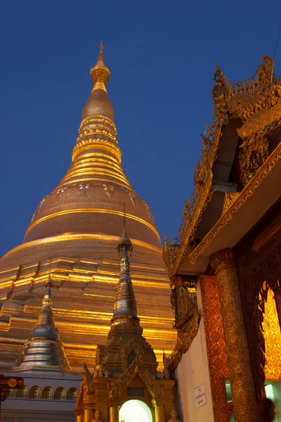 Shwedagon — Stockfoto