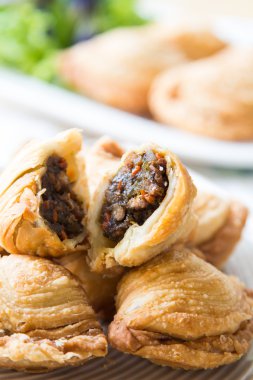 pasta samosas