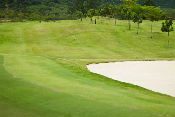Campo de golfe na Tailândia — Fotografia de Stock