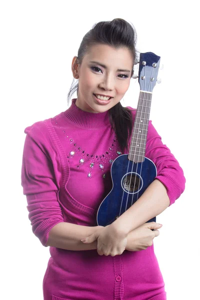 Młode kobiety grać na ukulele — Zdjęcie stockowe