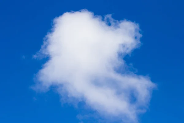 Weiße Wolken — Stockfoto