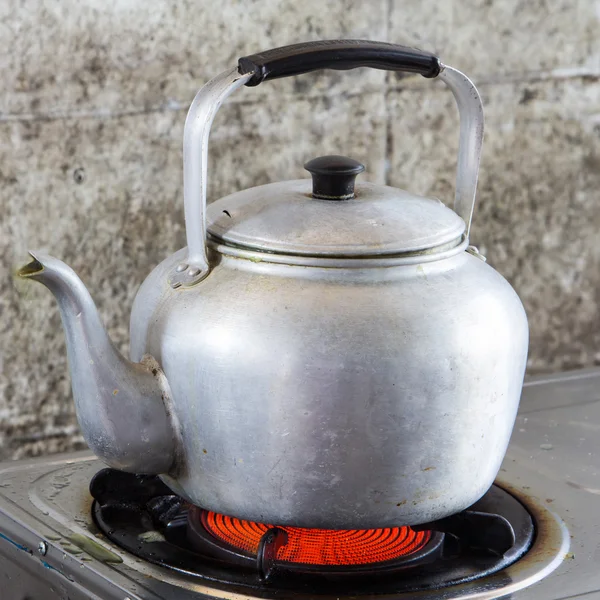 Aluminum tea kettle — Stock Photo, Image