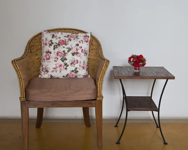 Muebles de madera y mimbre —  Fotos de Stock