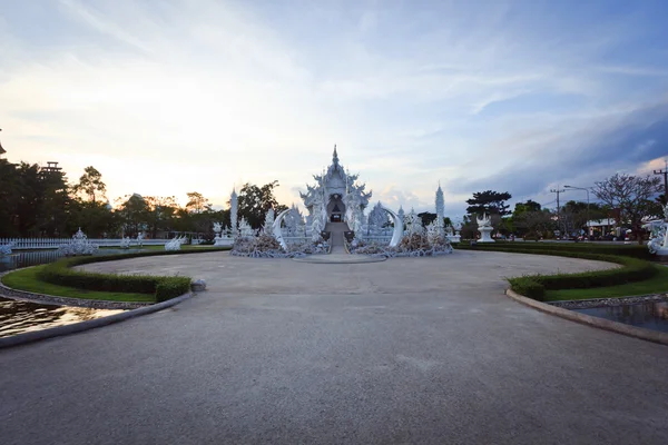 Wat Rong Khun, Chiangrai, Tailandia —  Fotos de Stock