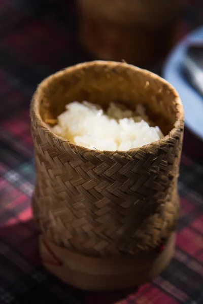 Caja de arroz pegajosa — Foto de Stock