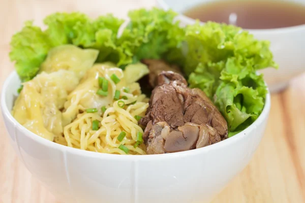 Duck noodle soup. — Stock Photo, Image