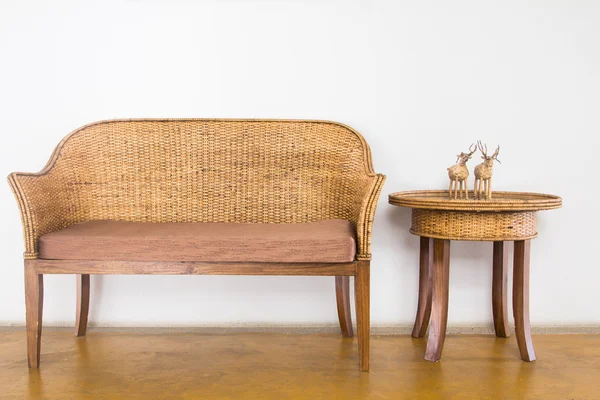 Плетеное кресло — стоковое фото