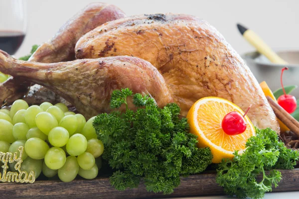 Roasted chicken — Stock Photo, Image