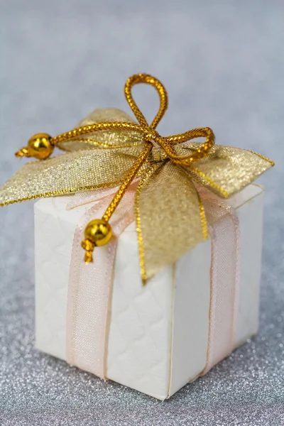 White gift box — Stock Photo, Image