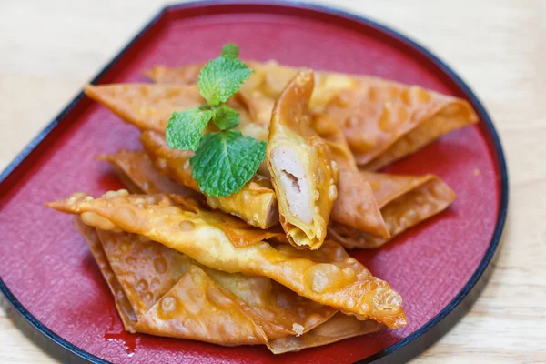 Hluboké smažené wonton — Stock fotografie