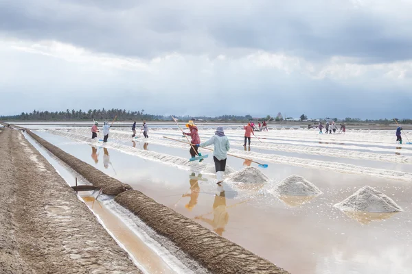 生理食塩水サミュートサ コーン、タイで — ストック写真