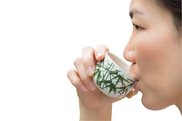 アジアの女性のお茶を飲む — ストック写真