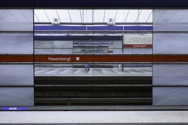 Münih metro istasyonu