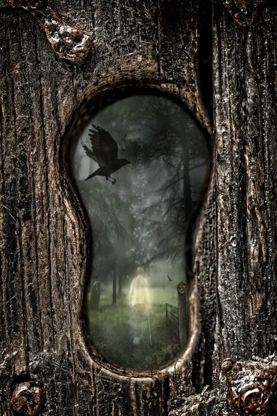 Cadılar Bayramı anahtar deliği